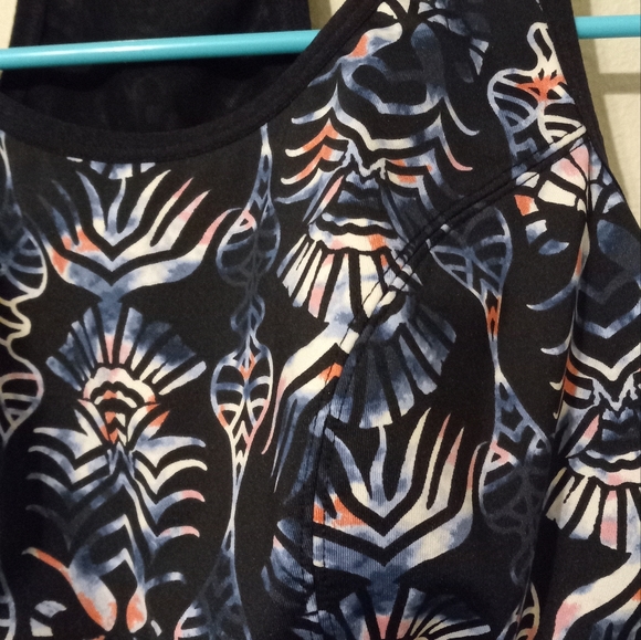 LIVI 18/20 SPORTS BRA - Picture 3 of 5